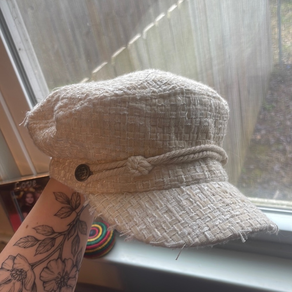 Super cute hat